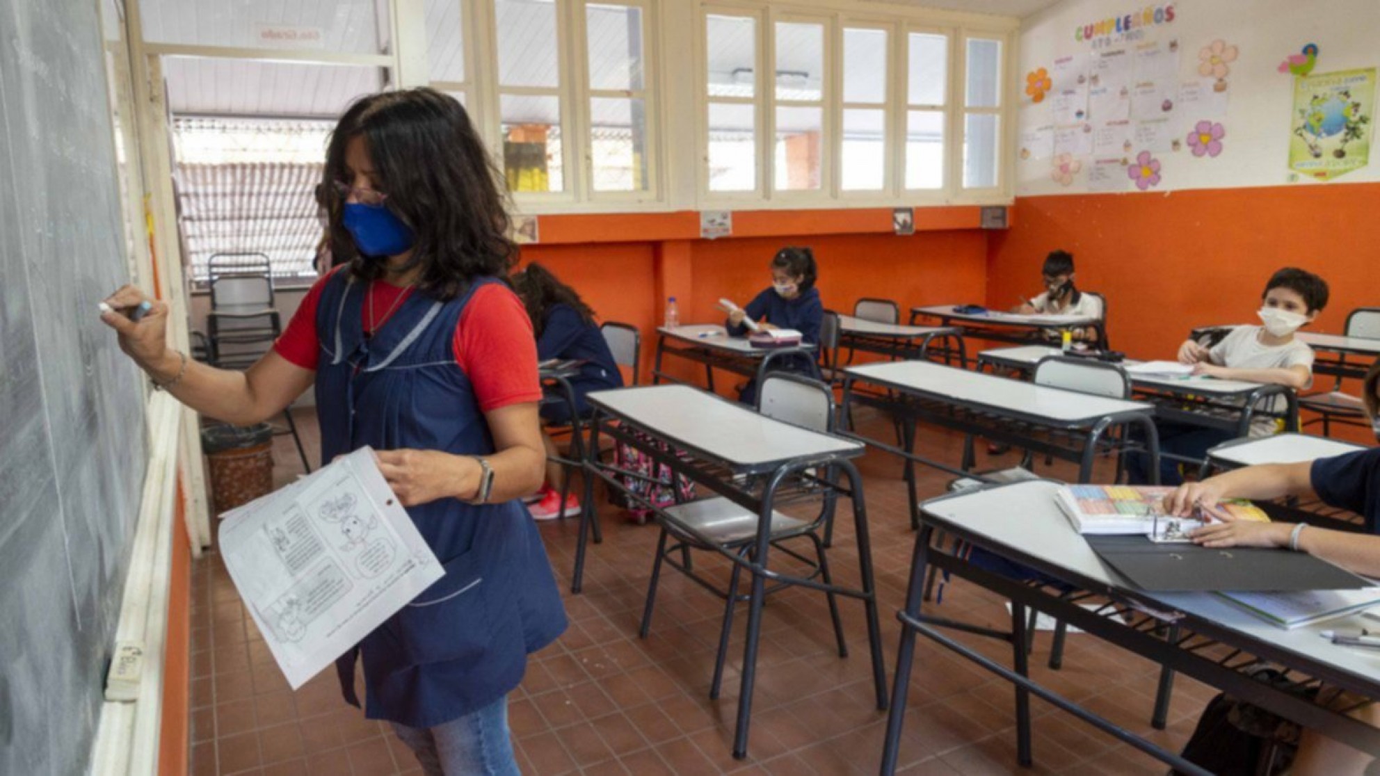 Vuelta a la presencialidad: continúan los operativos de salud en establecimientos educativos